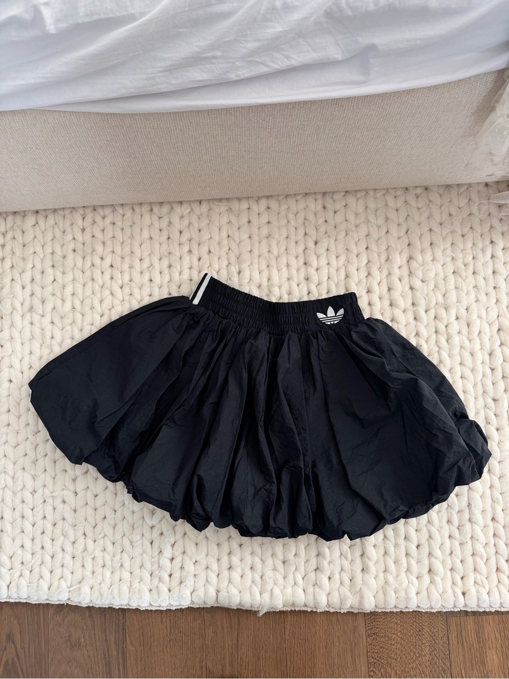 NWT Adidas Original Balloon Skirt Size M - Picture 3 of 9